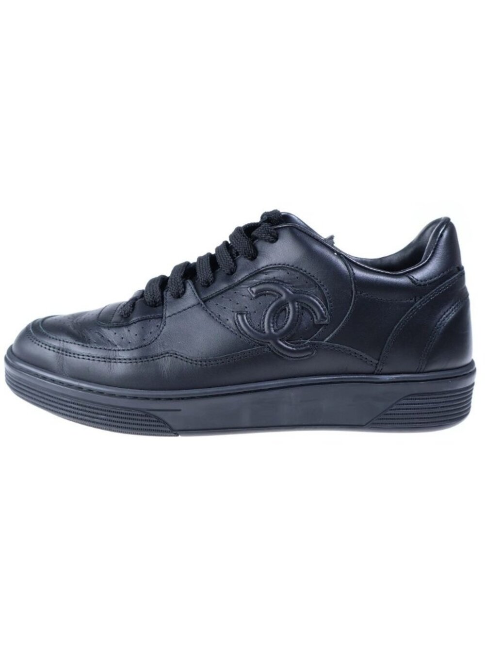 Chanel CC Logo Force CC Low-Top Sneakers Black